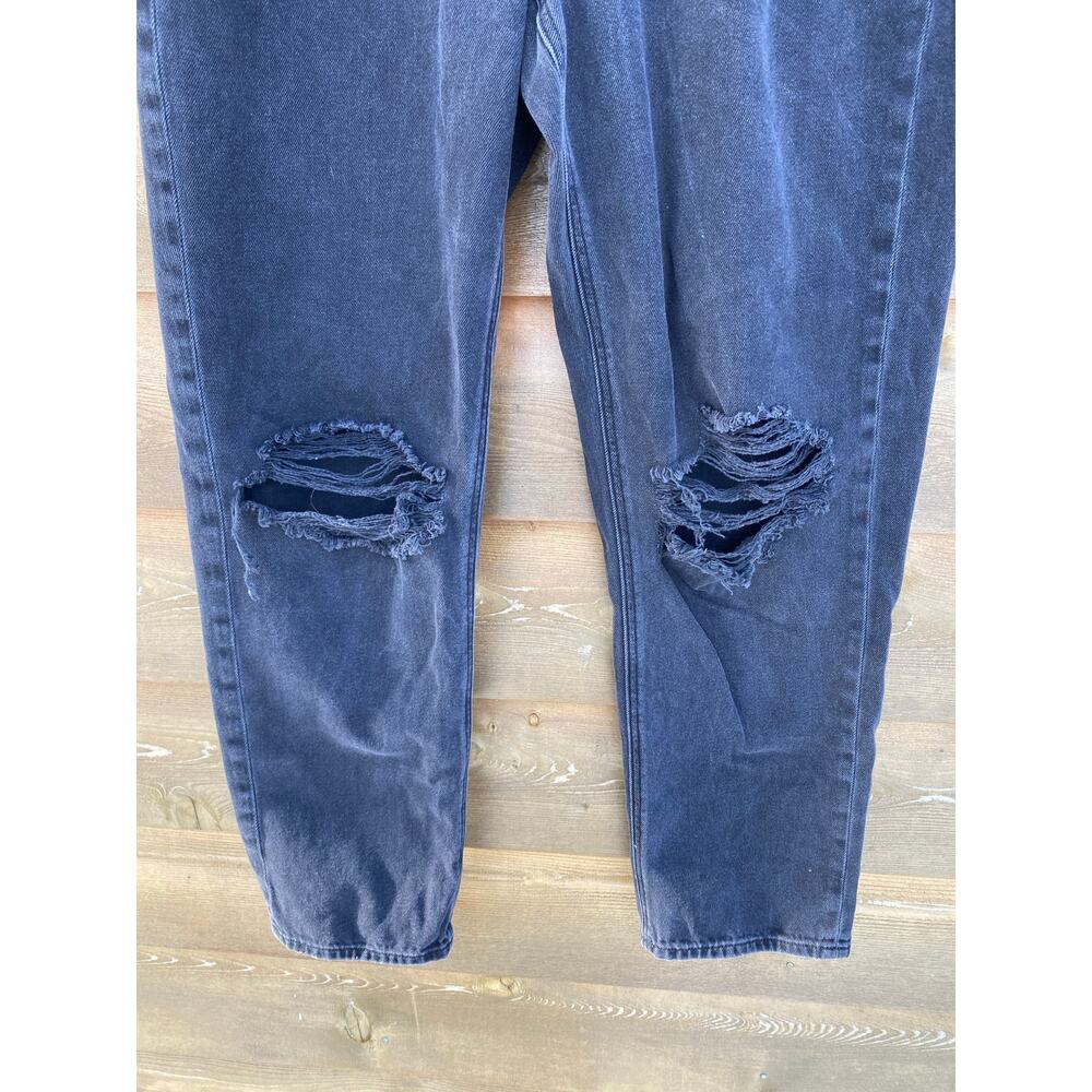 American Eagle black distressed mom straight leg jeans - Picture 4 of 8
